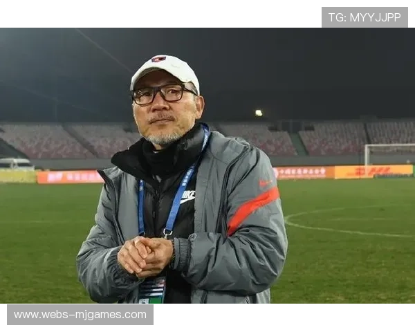 张外龙兑现承诺，带领重庆铜梁龙重返顶级联赛